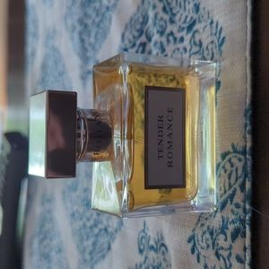 Ralph Lauren tender romance 1.7 ounce